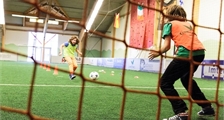 Voetbal (indoor) in Center Parcs Park Hochsauerland