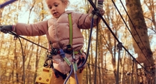 Kids High Adventure (outdoor) in Center Parcs Villages Nature Paris