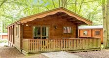 Chalet - Cedar Lodge 6C in Landal Kenwick Woods